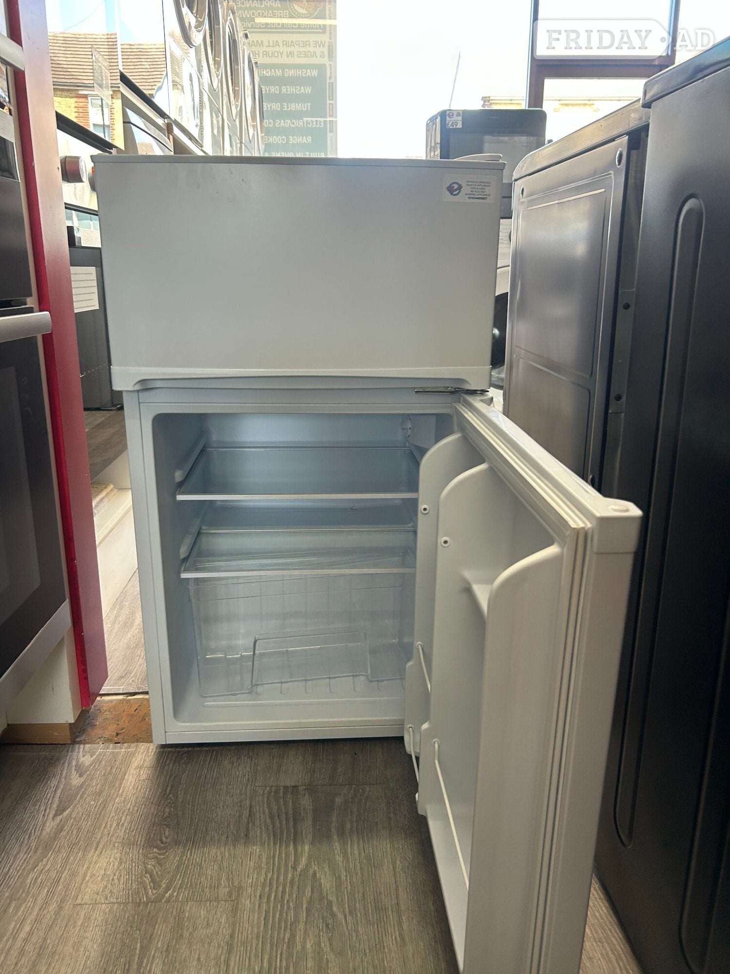 St. Leonards-On-Sea SIA FRIDGE FREEZER
