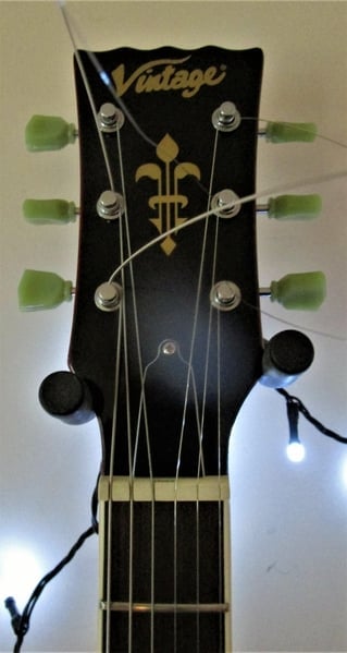 VINTAGE VSA500 CR in Immaculate condition. Quality New Strings and set-up Player Ready