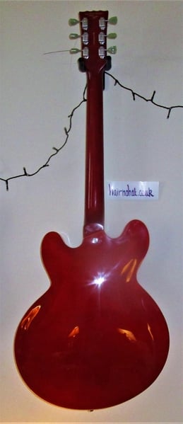 VINTAGE VSA500 CR in Immaculate condition. Quality New Strings and set-up Player Ready - Musical Instruments