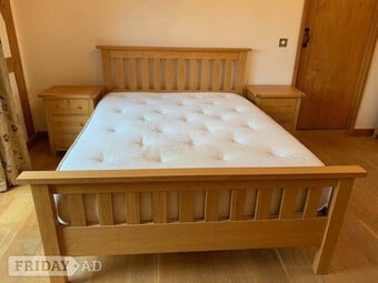 Modern 'FURNITURE VILLAGE' Solid Oak Bedroom Furniture Set 