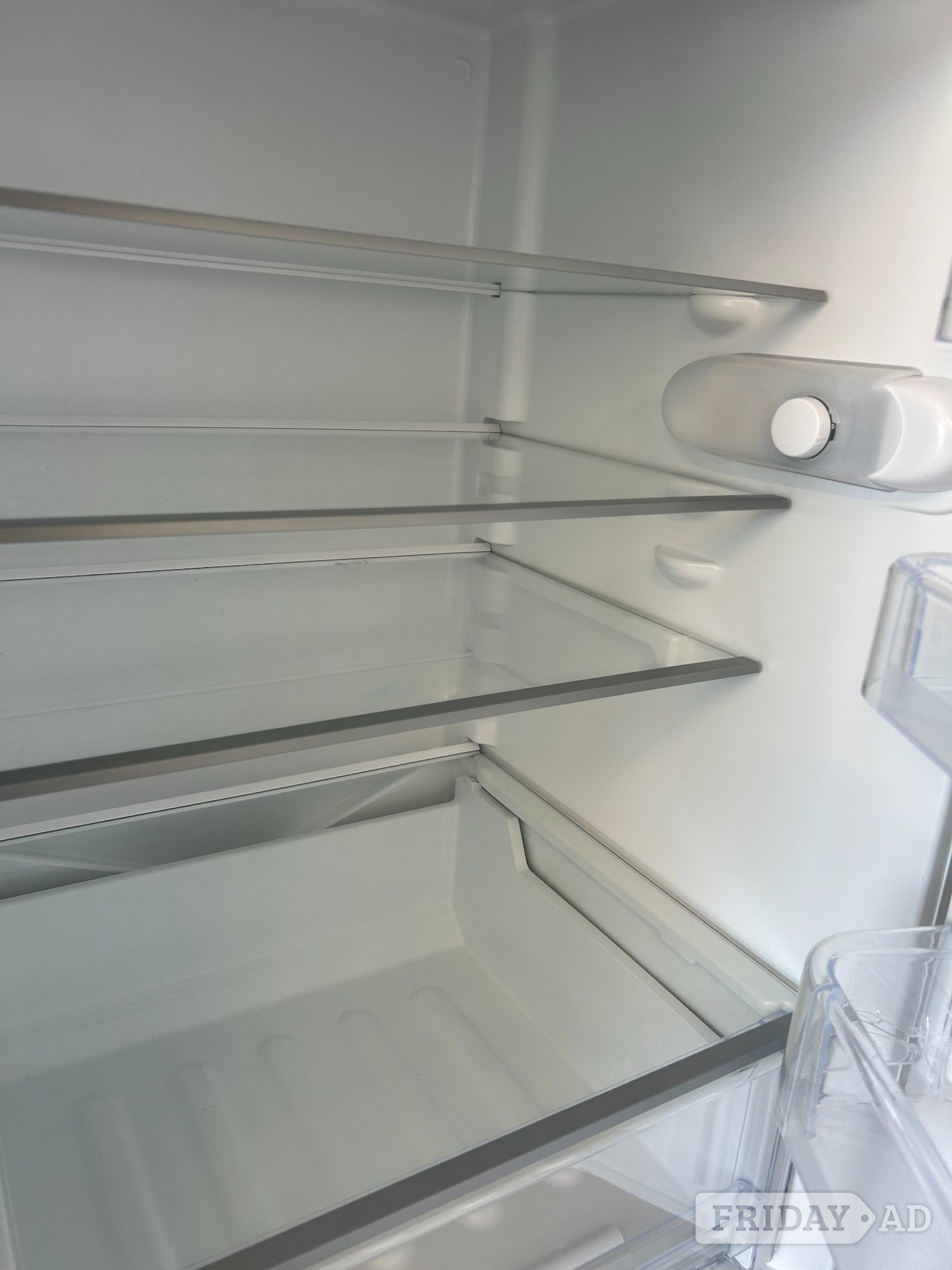 St. Leonards-On-Sea INDESIT 60/40 FRIDGE FREEZER
