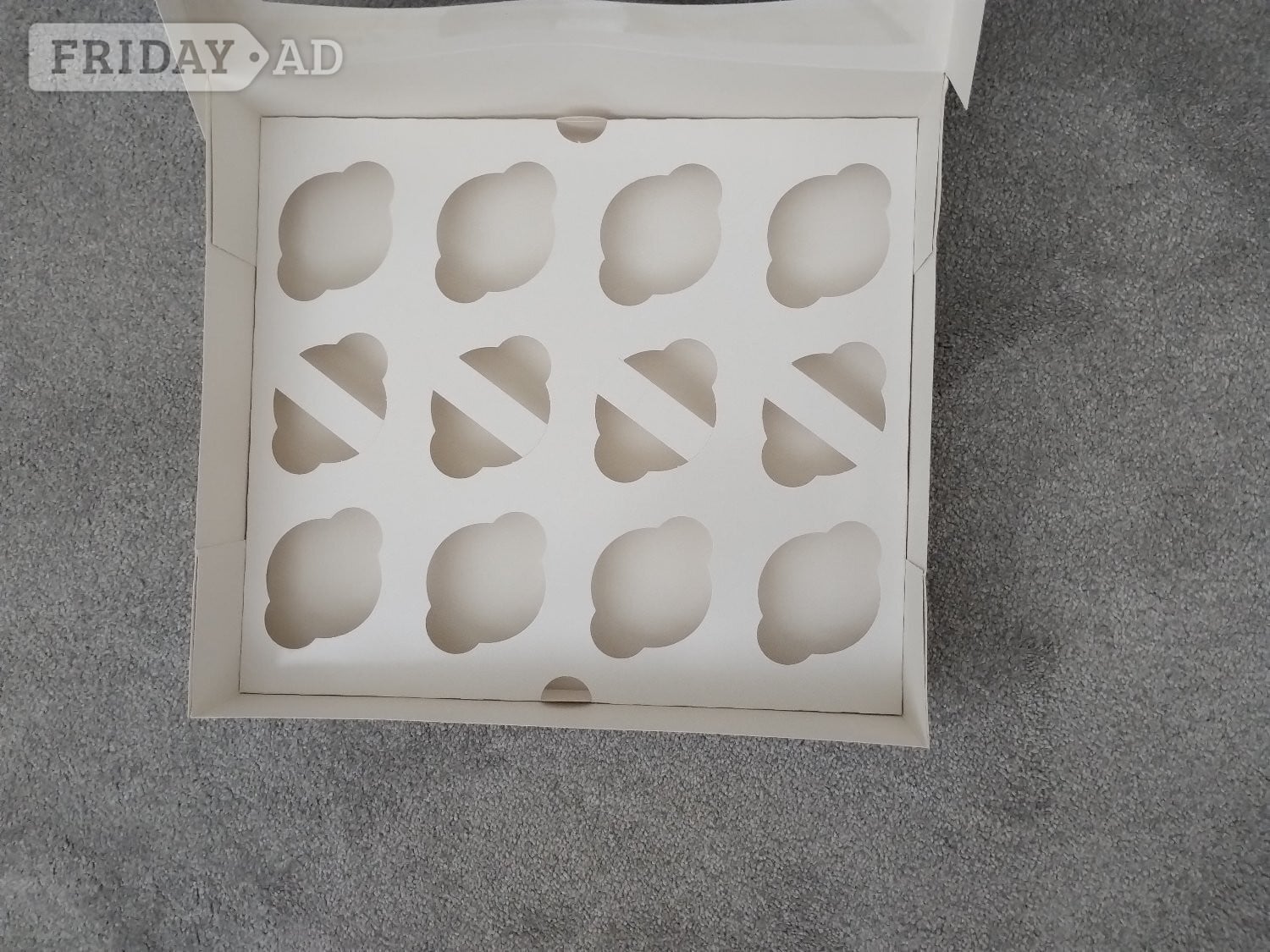 Cup Cake Box with clear lid and removeable 12 hole insert