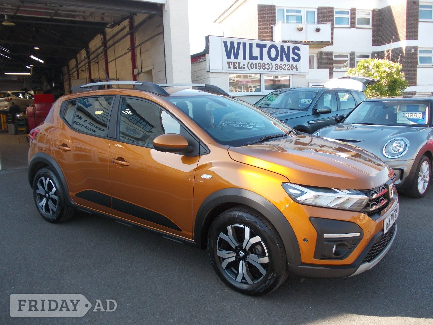 2021/HW71 DACIA SANDERO STEPWAY PRESTIGE 1.0 TCE - Cars in Shanklin