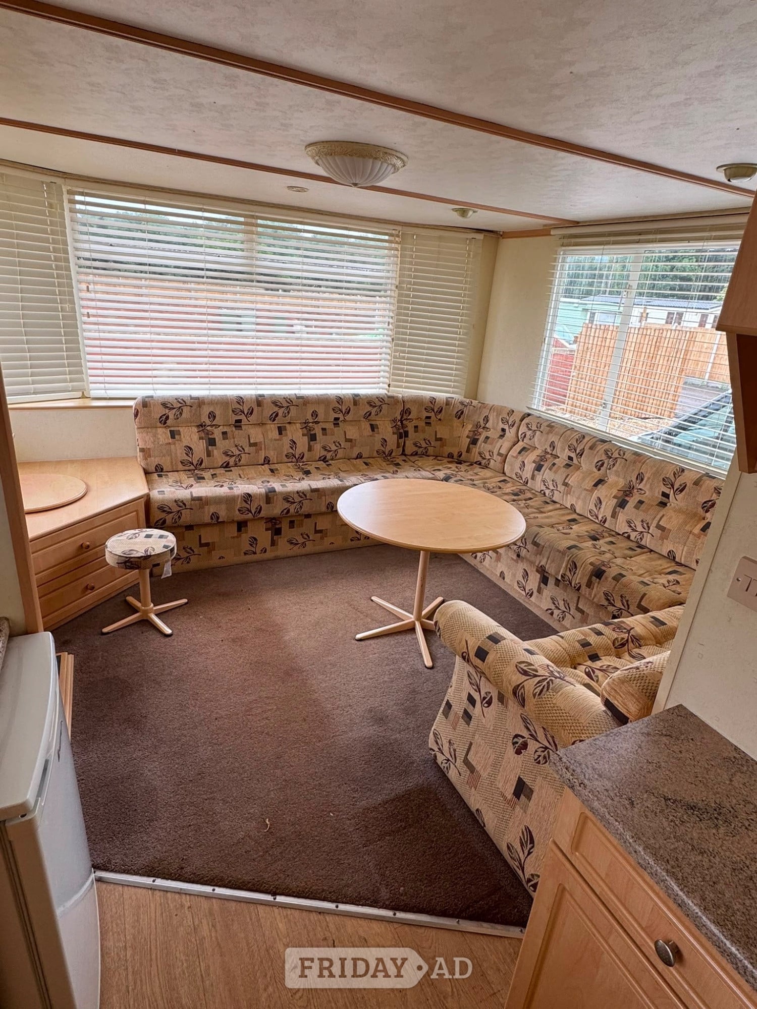 Static Caravan for rent - Holiday Homes in Reading