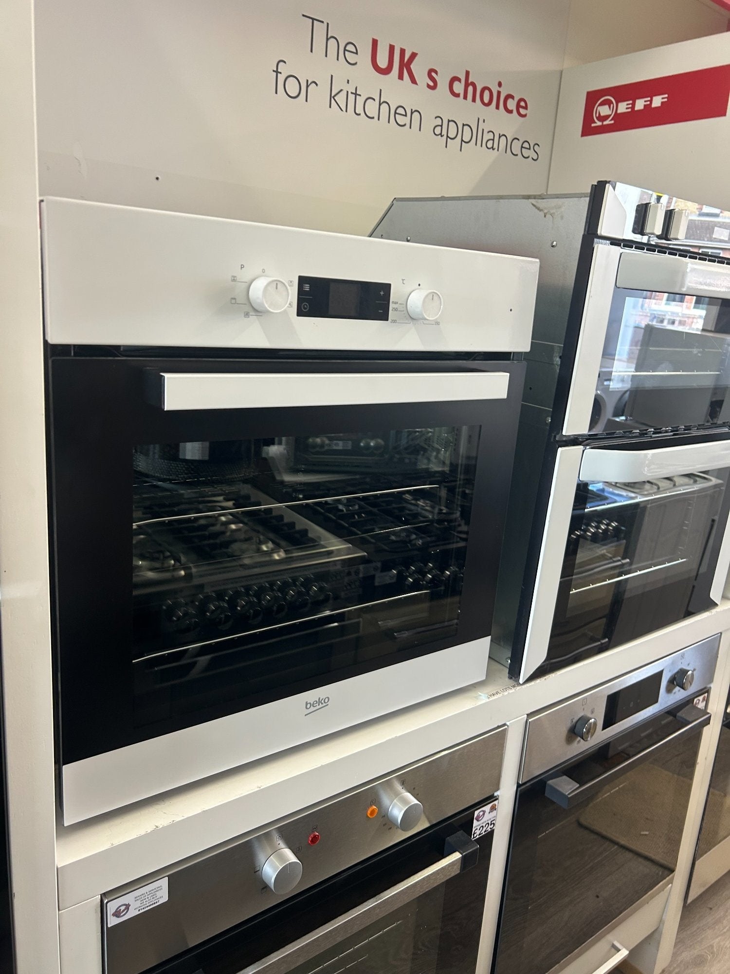 BEKO BUILT IN SINGLE FAN OVEN in St. Leonards-On-Sea
