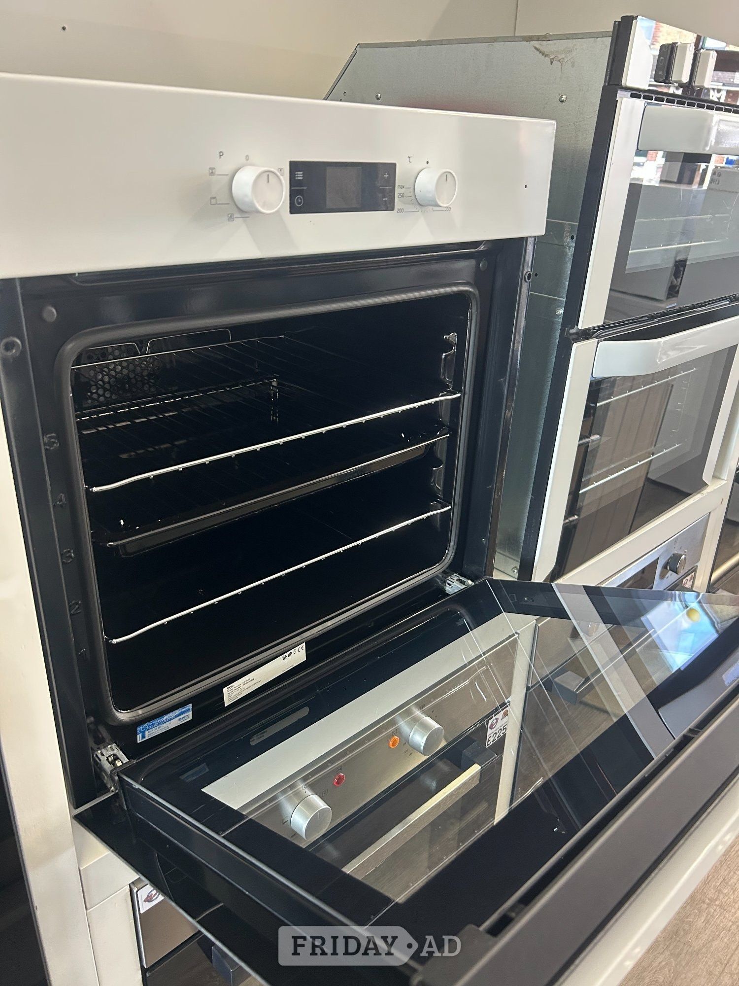BEKO BUILT IN SINGLE FAN OVEN