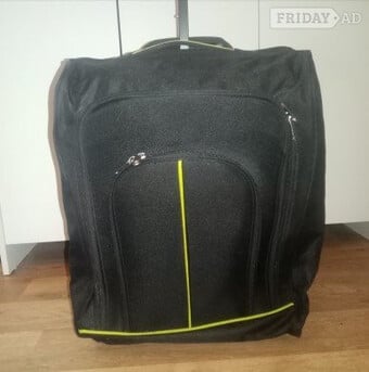Medium sized travel pull along luggage
