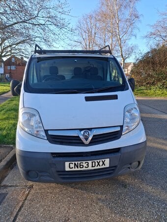 Reliable Vauxhall Vivaro 2013 , 2L for sale