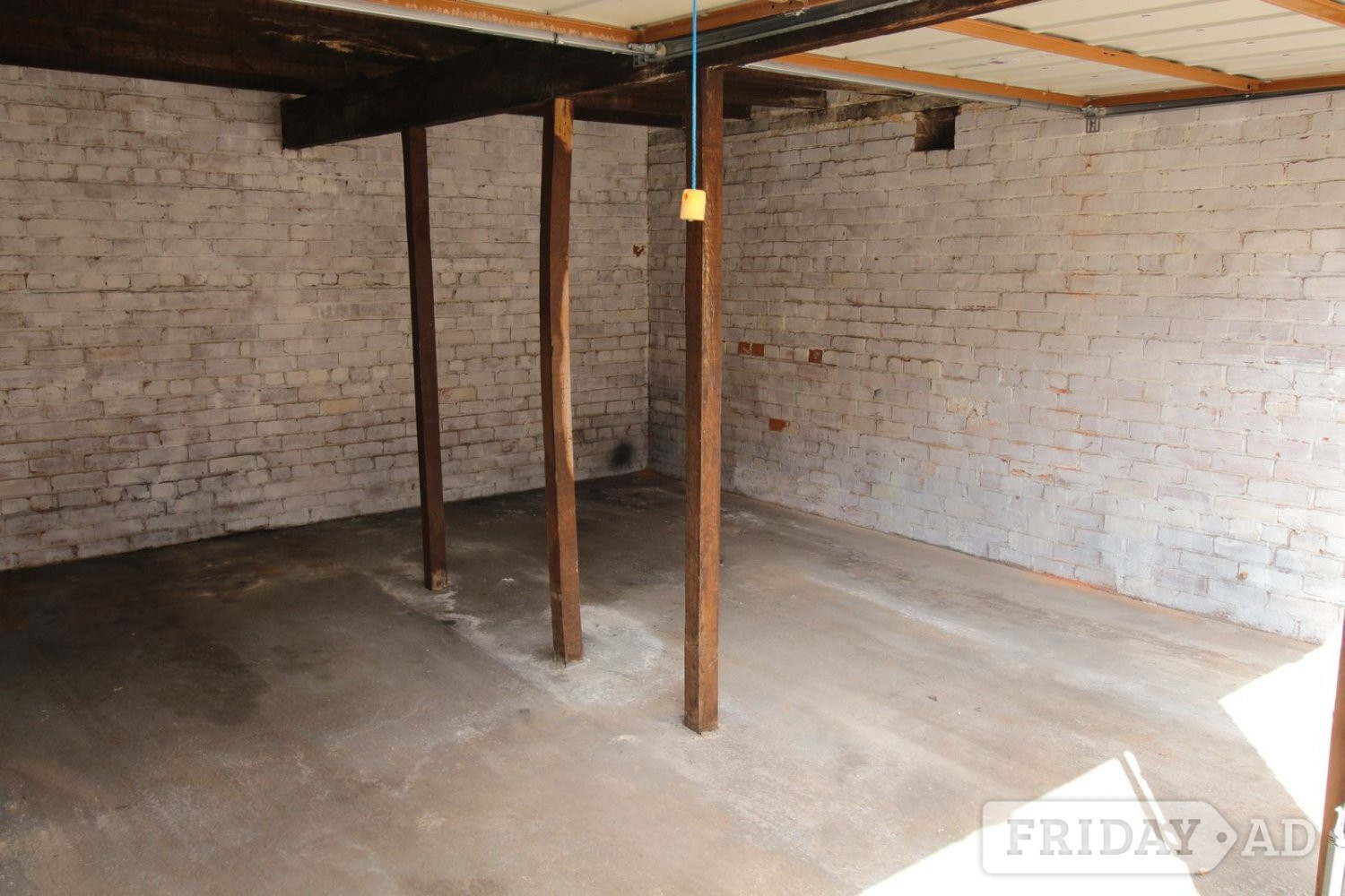  FIRST MONTH RENT FREE | 1 Mill Lane | Secure Storage Space 