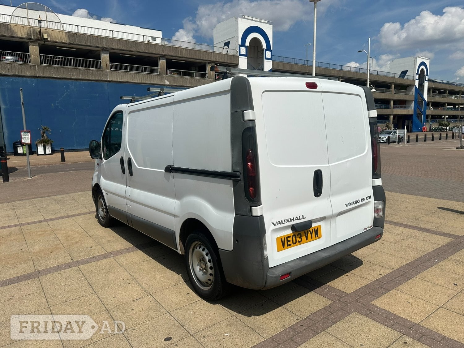 2003 Vauxhall Vivaro 2700 SWB - New Years MOT - NO VAT - Vans & Commercial Vehicles in Brighton