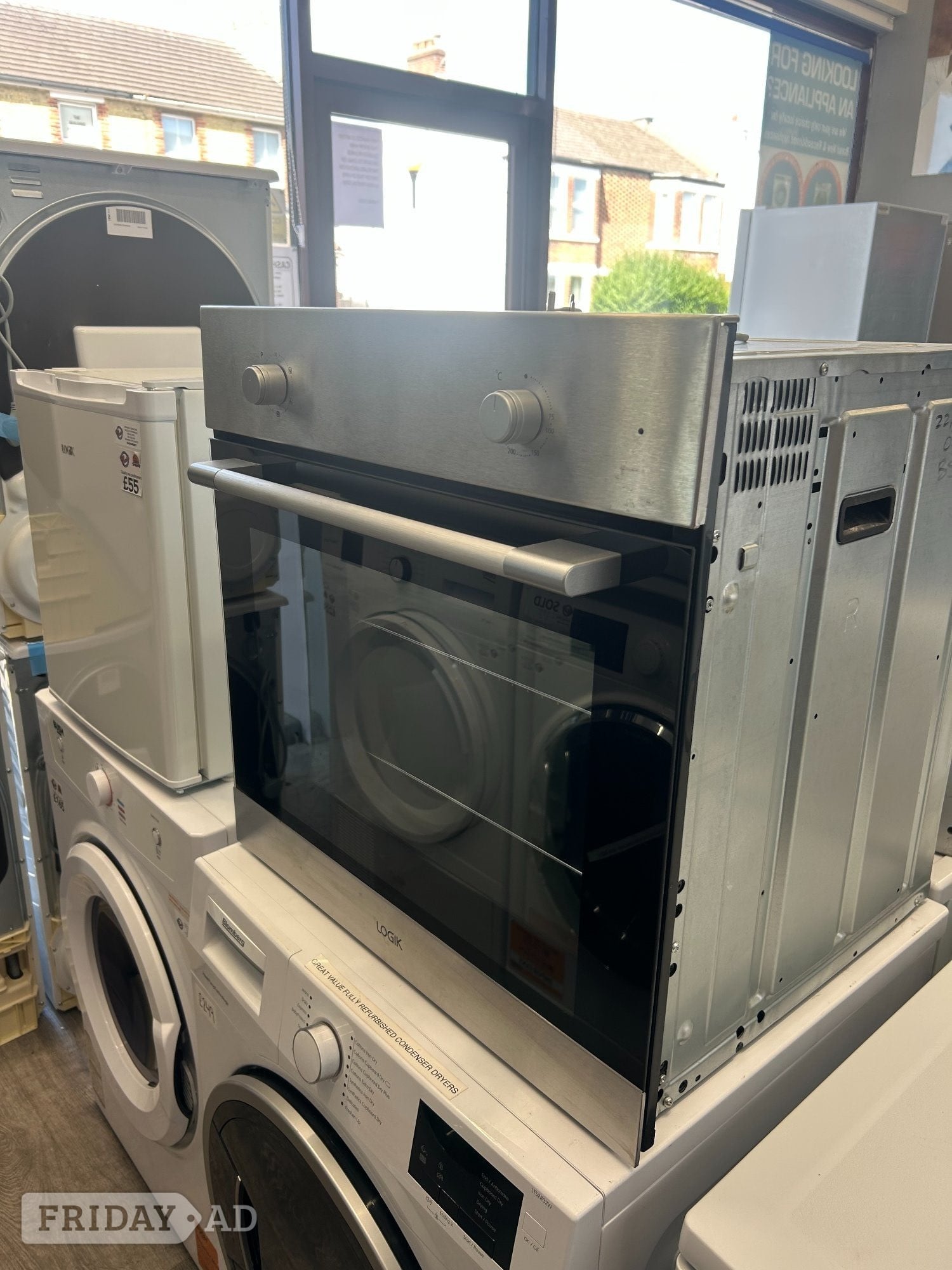 LOGIK BUILT IN OVEN in St. Leonards-On-Sea