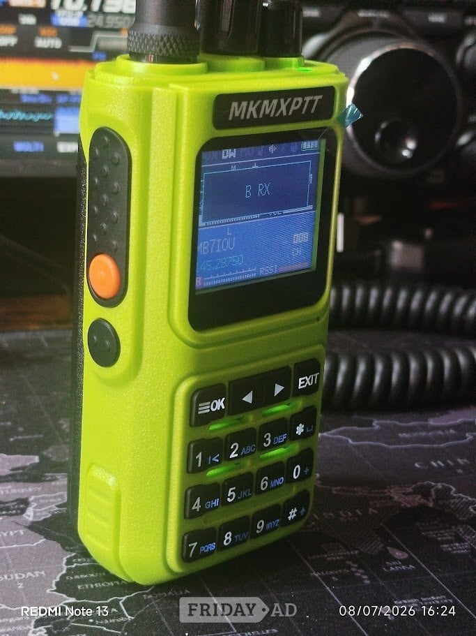 MKMXPTT clone of the RADTEL RT900BT. 8-Band UHF/VHF Bluetooth
