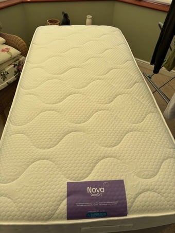 Single bed, only been used for a week! 