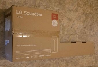 LG US60T 3.1 Channel Sound Bar with Subwoofer 