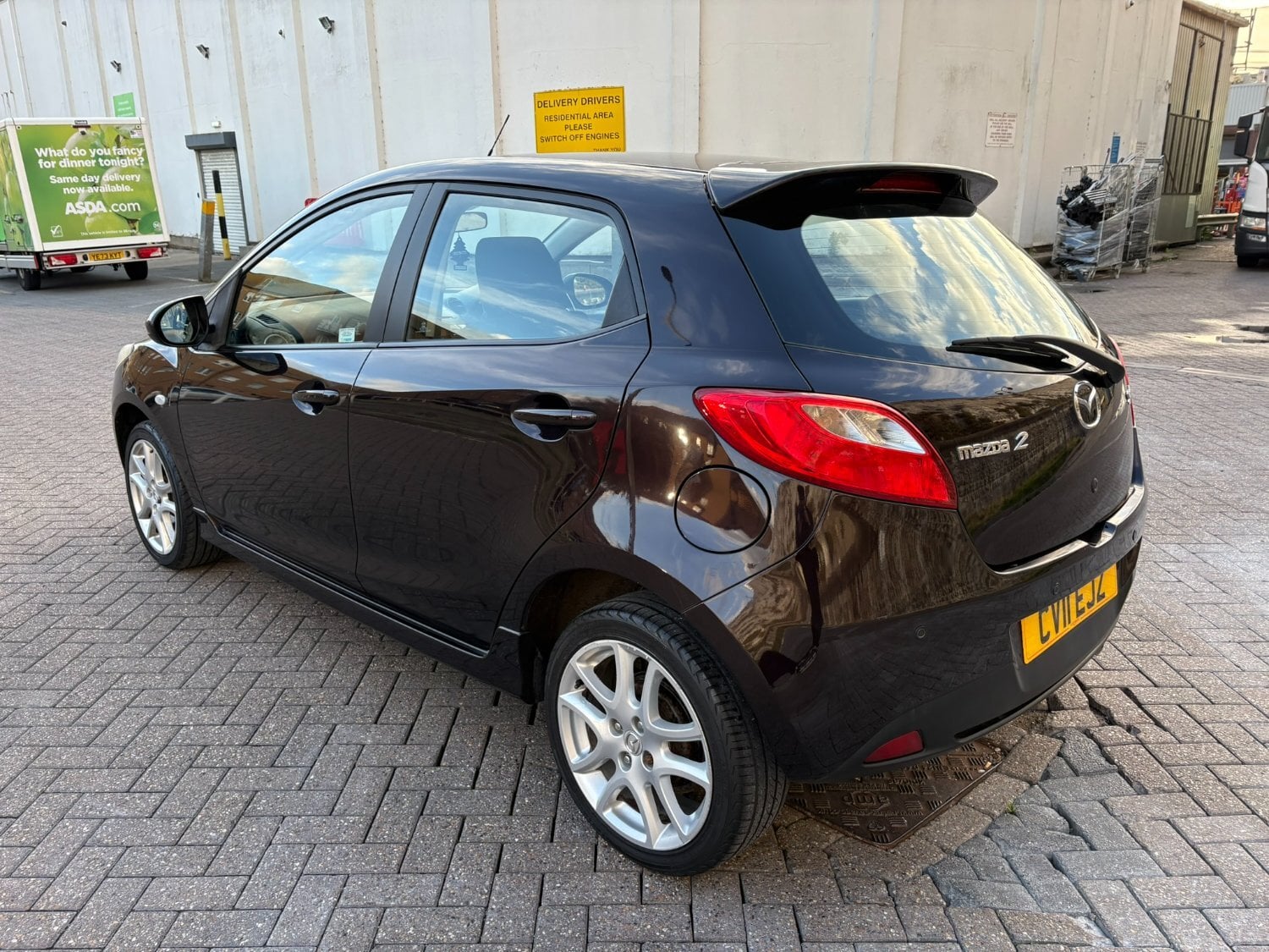 2011 Mazda 2 Sport - New Years MOT - ULEZ Compliant - 5 Door - Cars in Brighton