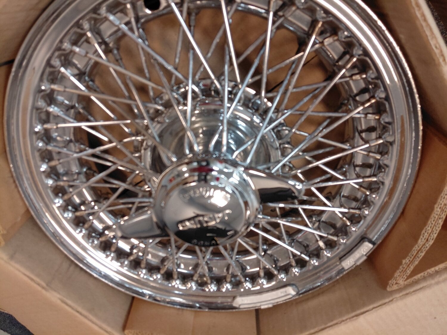 Jaguar 4 original factory Chrome  wire wheels + spinners  - Parts & Accessories