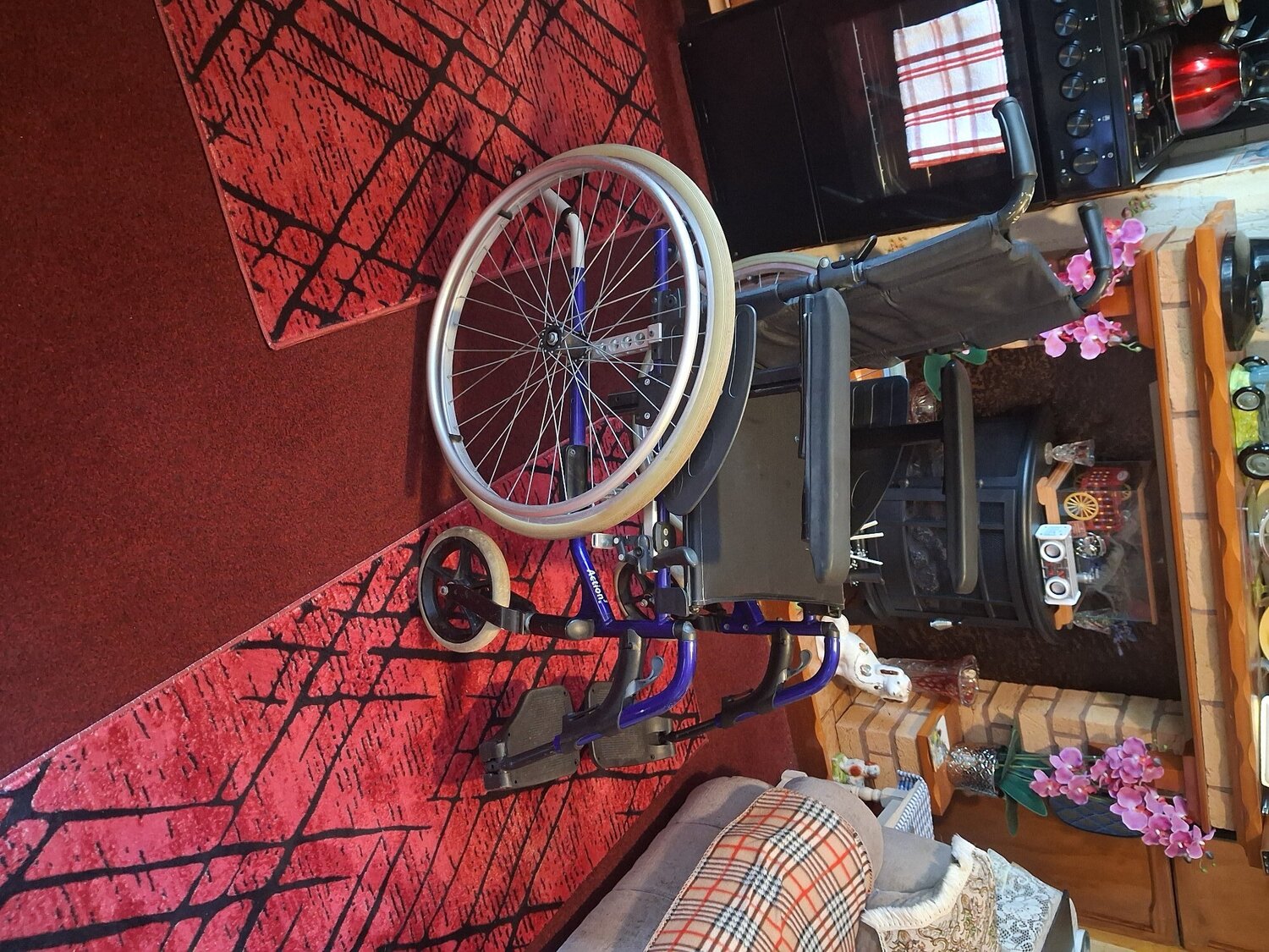 Invacare Folding wheelchair