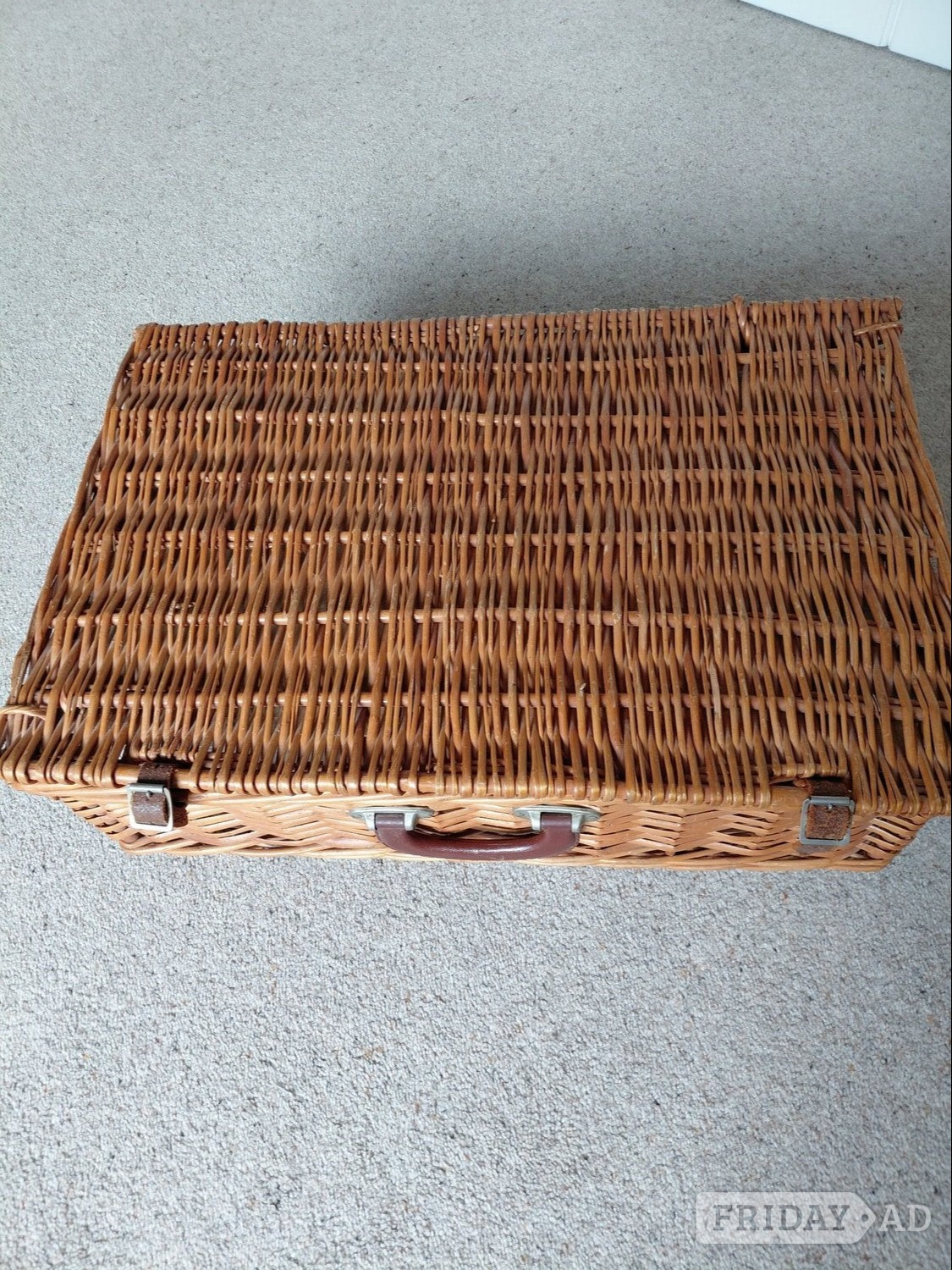 Large Picnic Hamper - Cookware & Dining in Winchester