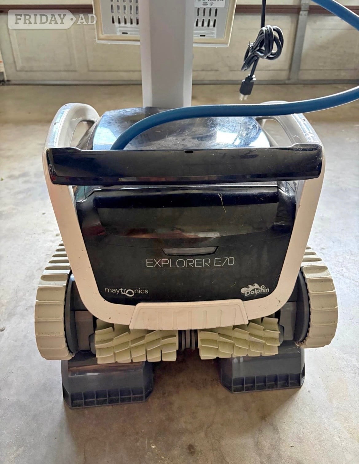 Dolphin Explorer E70 in Ascot