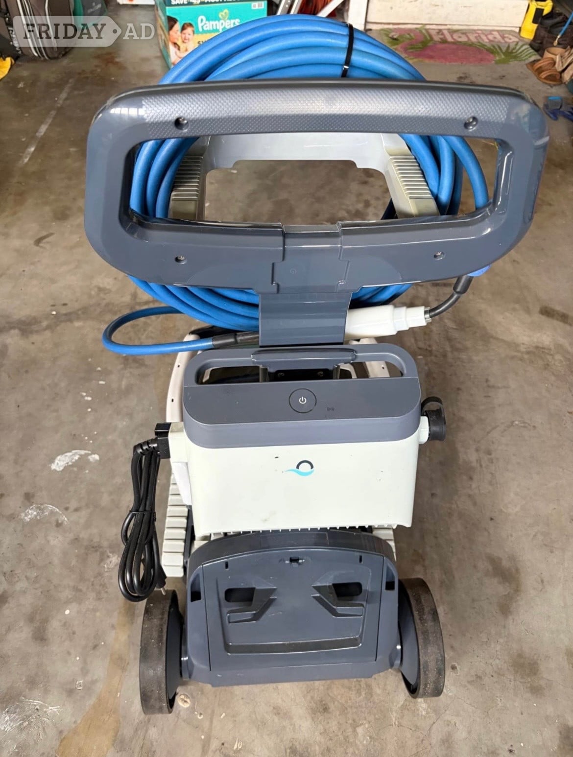 Dolphin Explorer E70