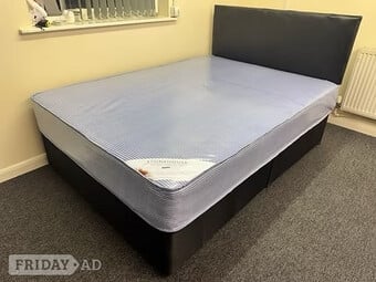 KING WATERPROOF MATTRESS WITH DIVAN BASE AND HB
