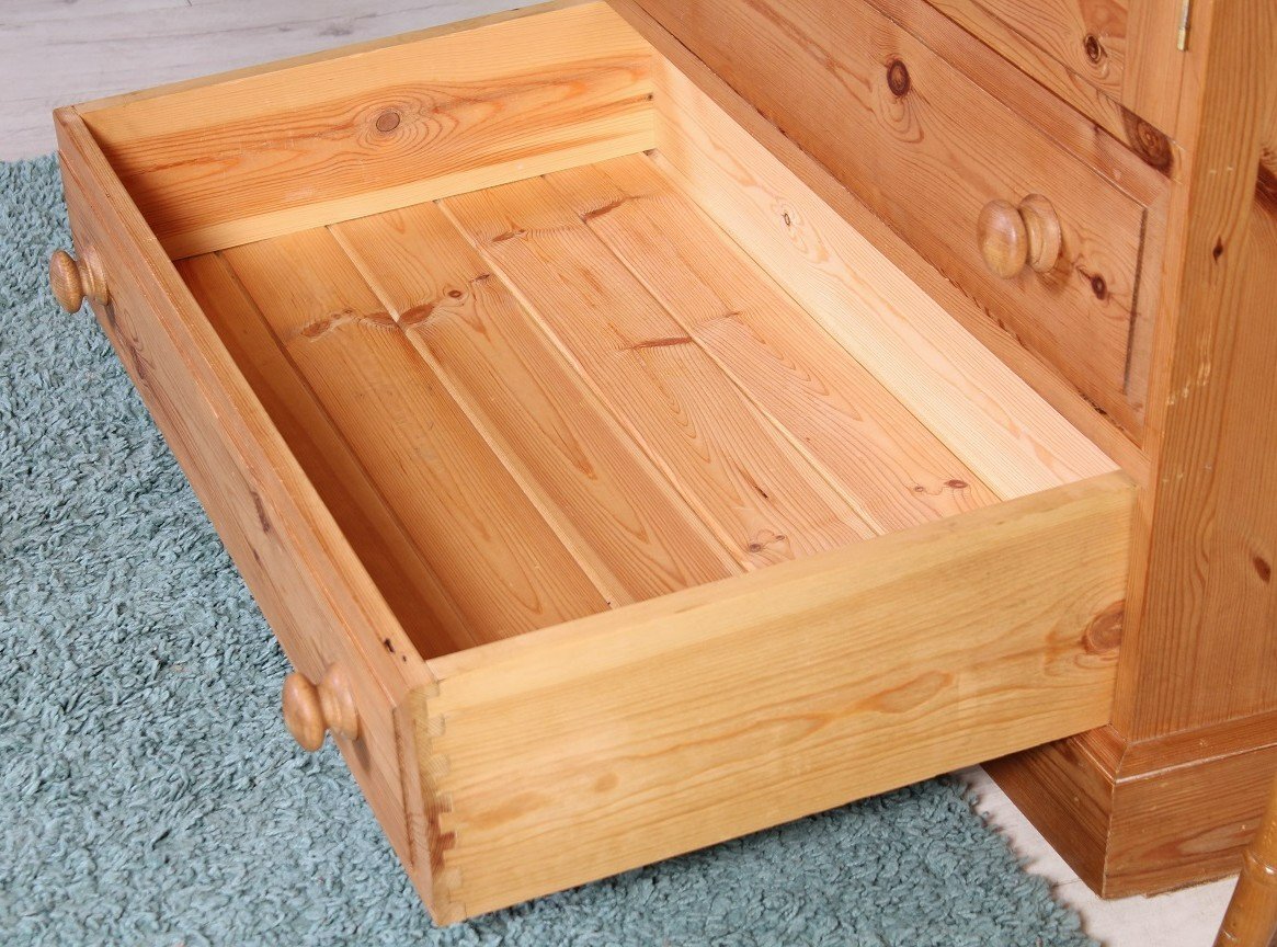 UK Delivery - Cottage Pine Farmhouse Wardrobe Solid Thick Pine - Furniture in Hailsham
