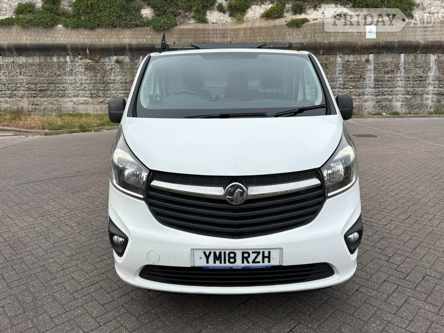 2018 Vauxhall Vivaro Sportive L2 H1  - New Years MOT - Ply Lined  in Brighton