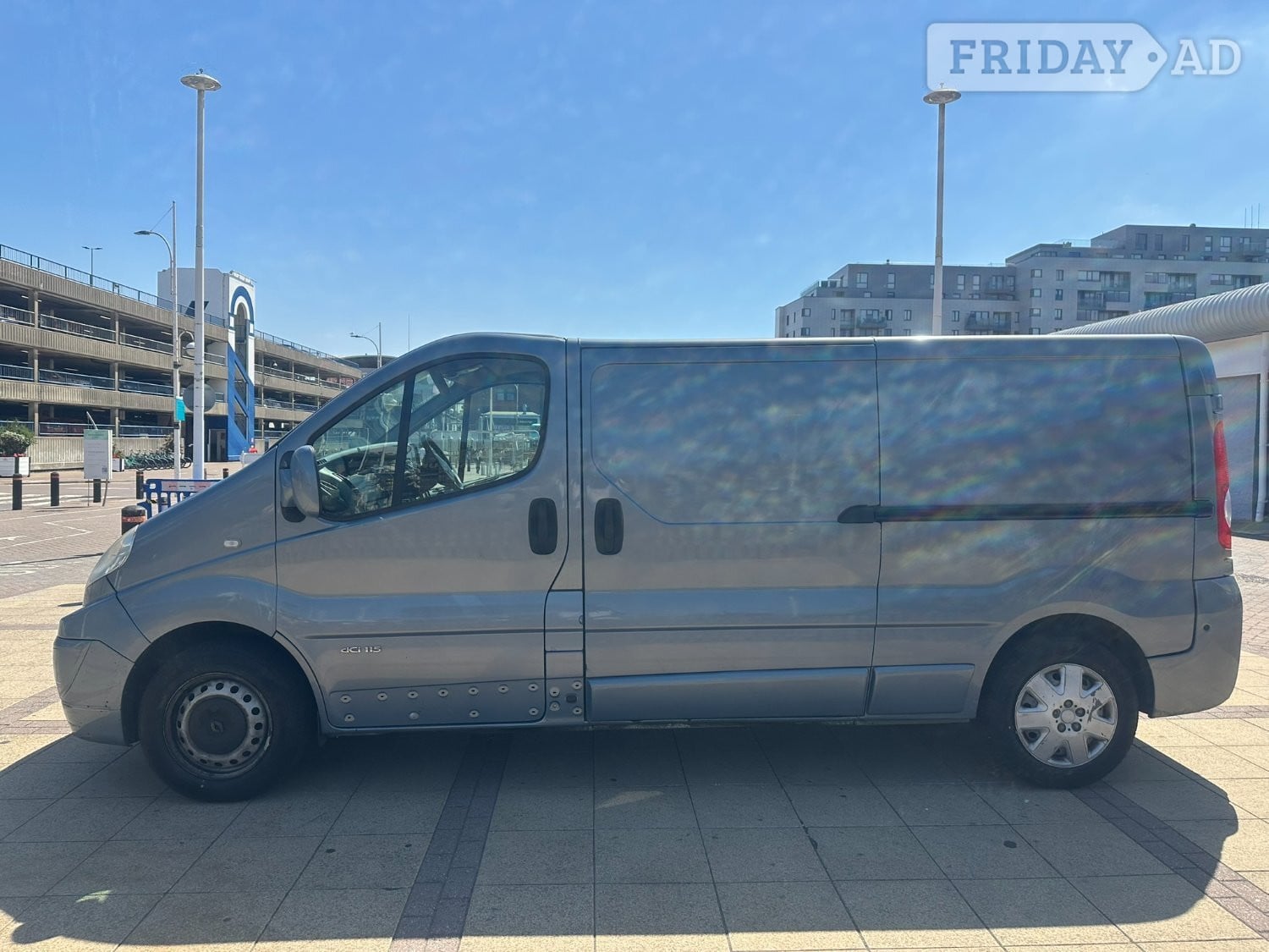 [ berth ]Renault Trafic