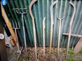 Rustic tools /memorobiliar
