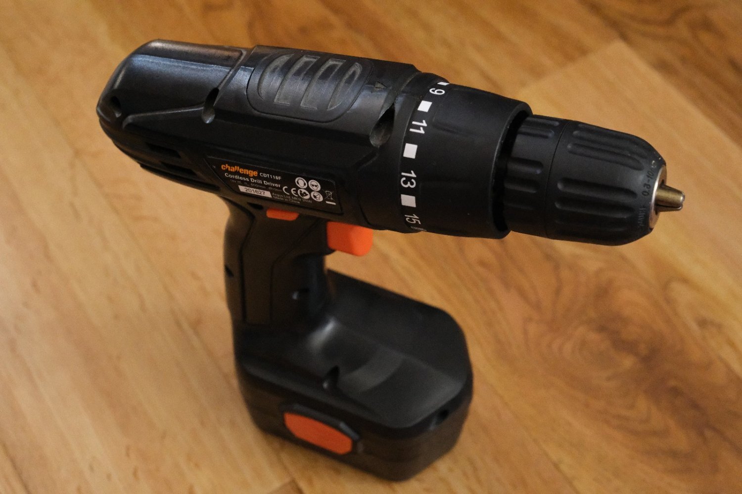 Waterlooville Challenge CDT118F 18v NiCd Cordless Drill with Battery and Charge