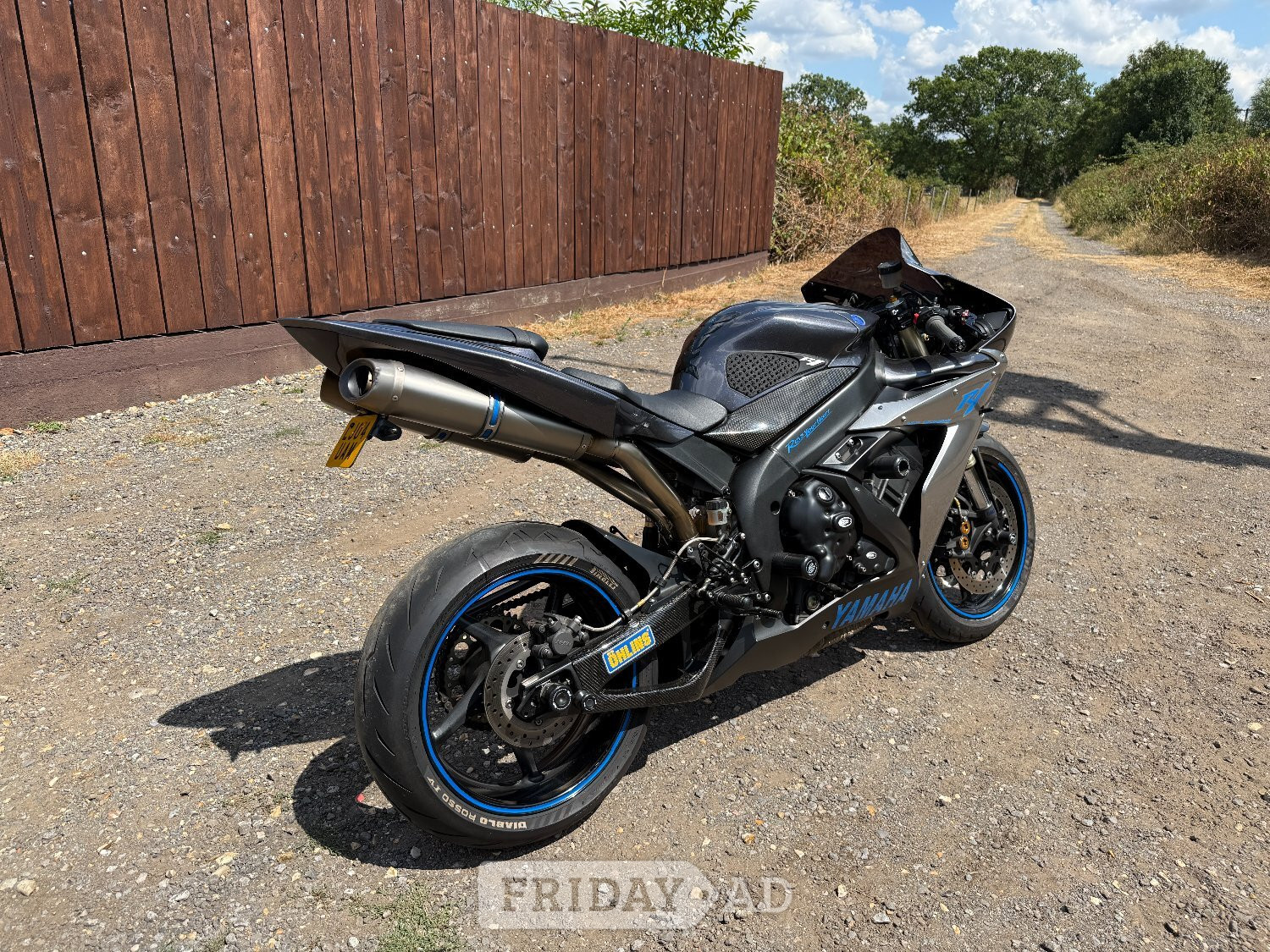 2004 Yamaha, R1, YAMAHA R1, 170 BHP, YZF , HPi Clear, 8900 miles - Motorbikes, Scooters & Quads in Woking