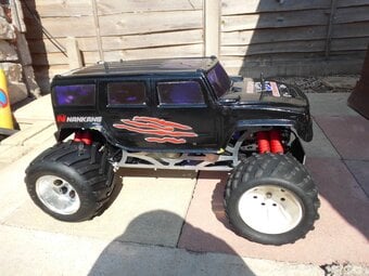 fg hummer 1/6th scale petrol rc car!