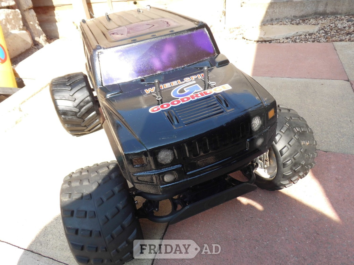 Bristol fg hummer 1/6th scale petrol rc car!
