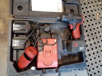 Snap on impact gun