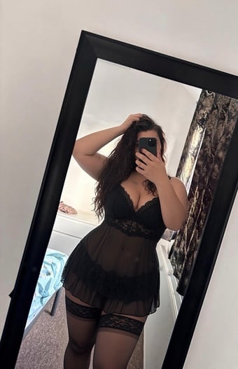 New naughty curvy minx in town x