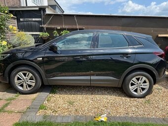 VAUXHALL GRANDLAND X