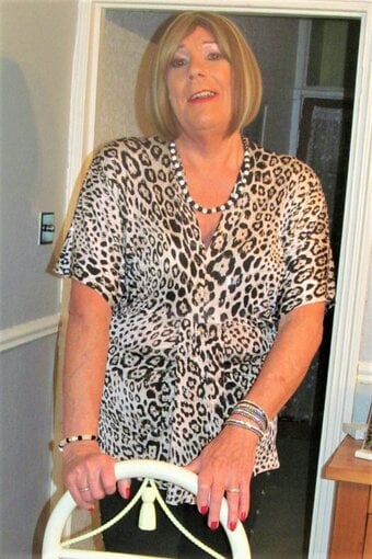 Sandy( T/S ) very horny  (  SEXY  ATTRACTIVE  TRANSSEXUAL )   ( ESCORT )