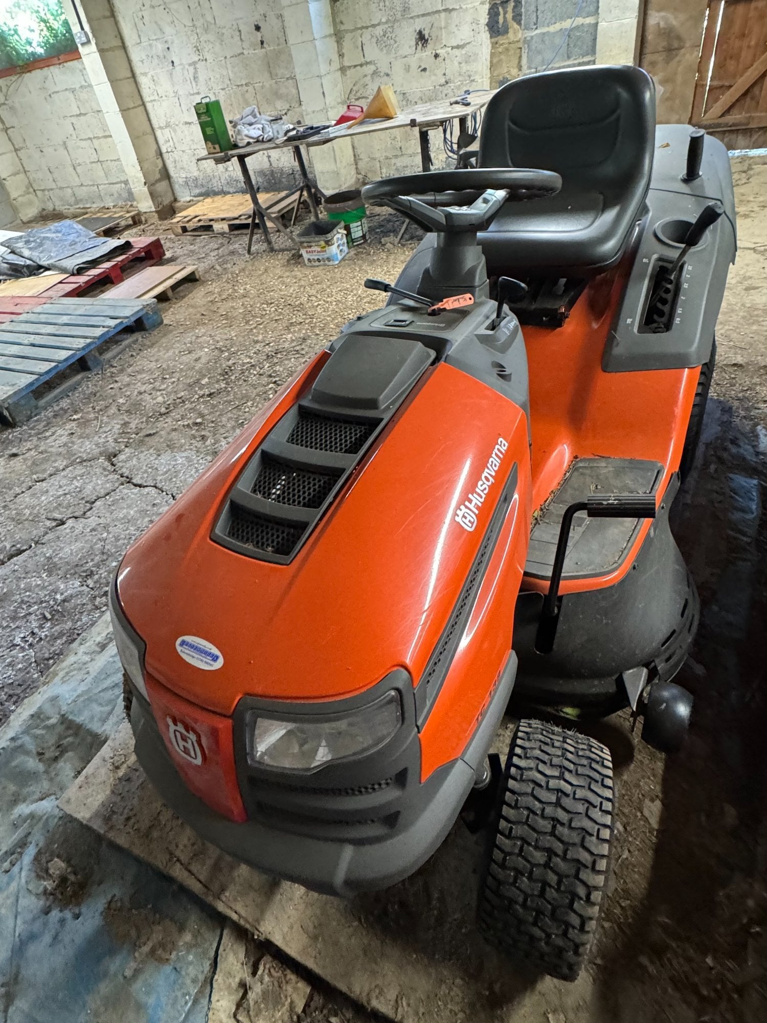 Husqvarna TC138 Ride on mower.  in Battle