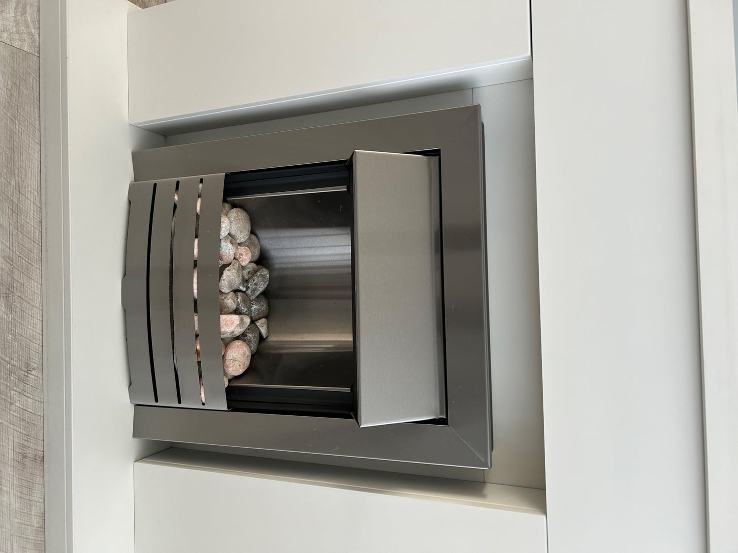 Electric fire with ornamental surround 