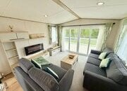 Stunning 2 Bed Caravan With Full Decking 