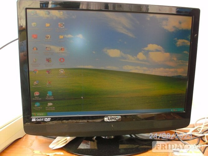 Desktop computer, TV,  scanner - Computers & Electronics