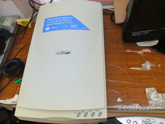 Desktop computer, TV,  scanner