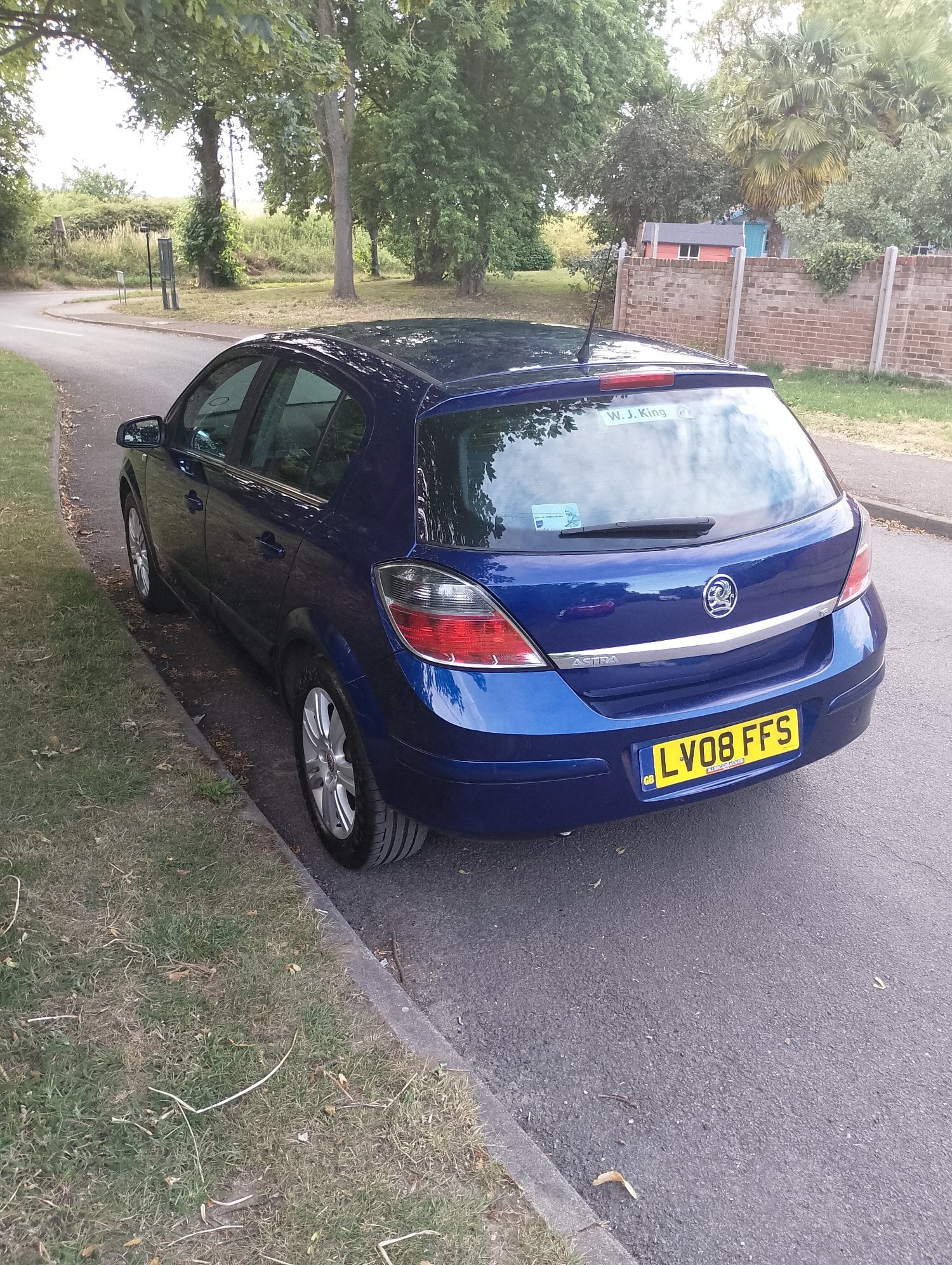 Vauxhall Astra 1.6 design 5dr - Cars