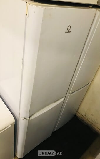 Indesit frost free fridge freezer 