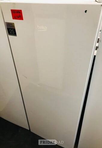 BEKO FREE STANDING FRIDGE LIKE NEW 
