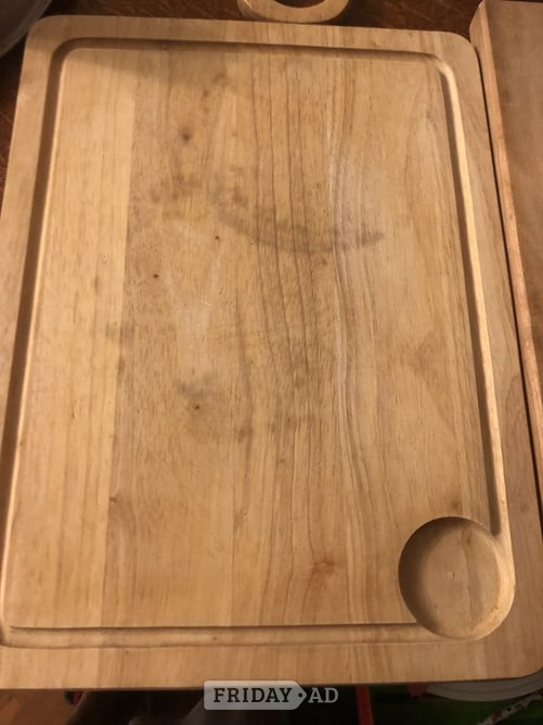 15.5” X 12” wooden serving board/chopping board  in Bexhill-On-Sea