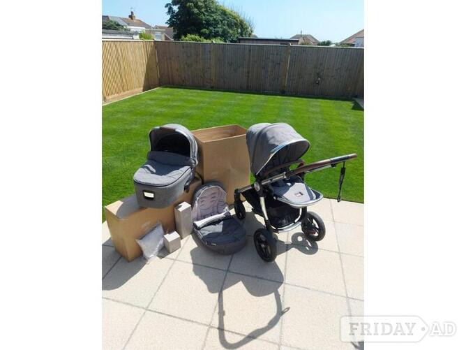 mamas and papas grey twirl ocarro pram pushchair travel system