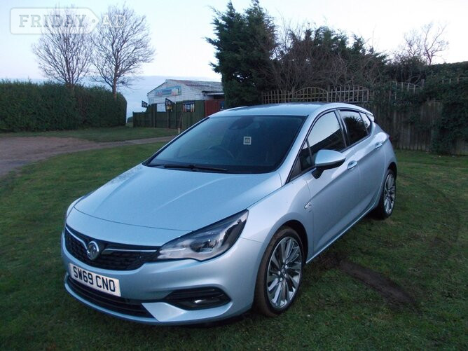 [ berth ]Vauxhall Astra