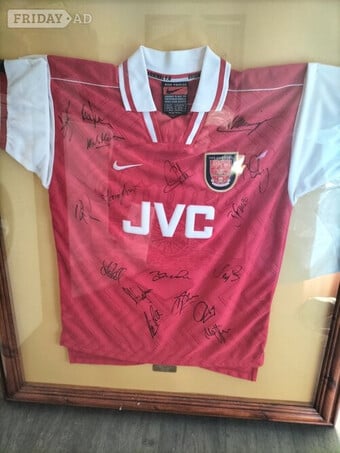 Squad Signed shirt