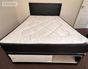 King - pinemaster with slider base and headboard